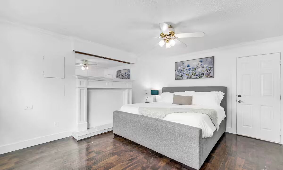 Photo of Bedroom in Delta