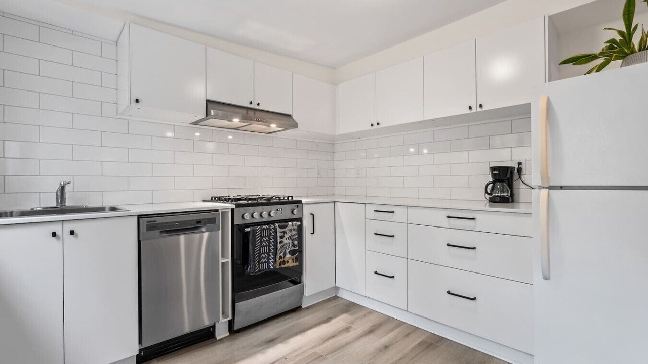 Photo of Kitchen in Downtown Eastside