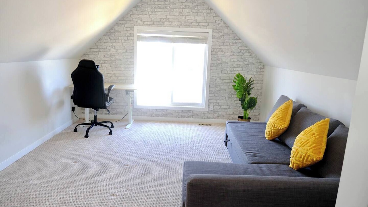 Photo of Livingroom in Southeast Calgary