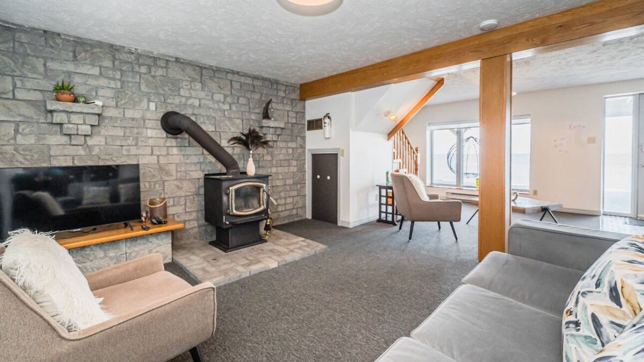 Photo of Livingroom in Lion's Head