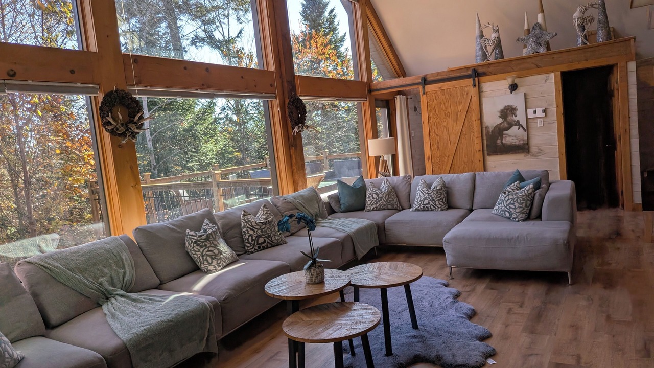 Photo of Livingroom in Wentworth-Nord