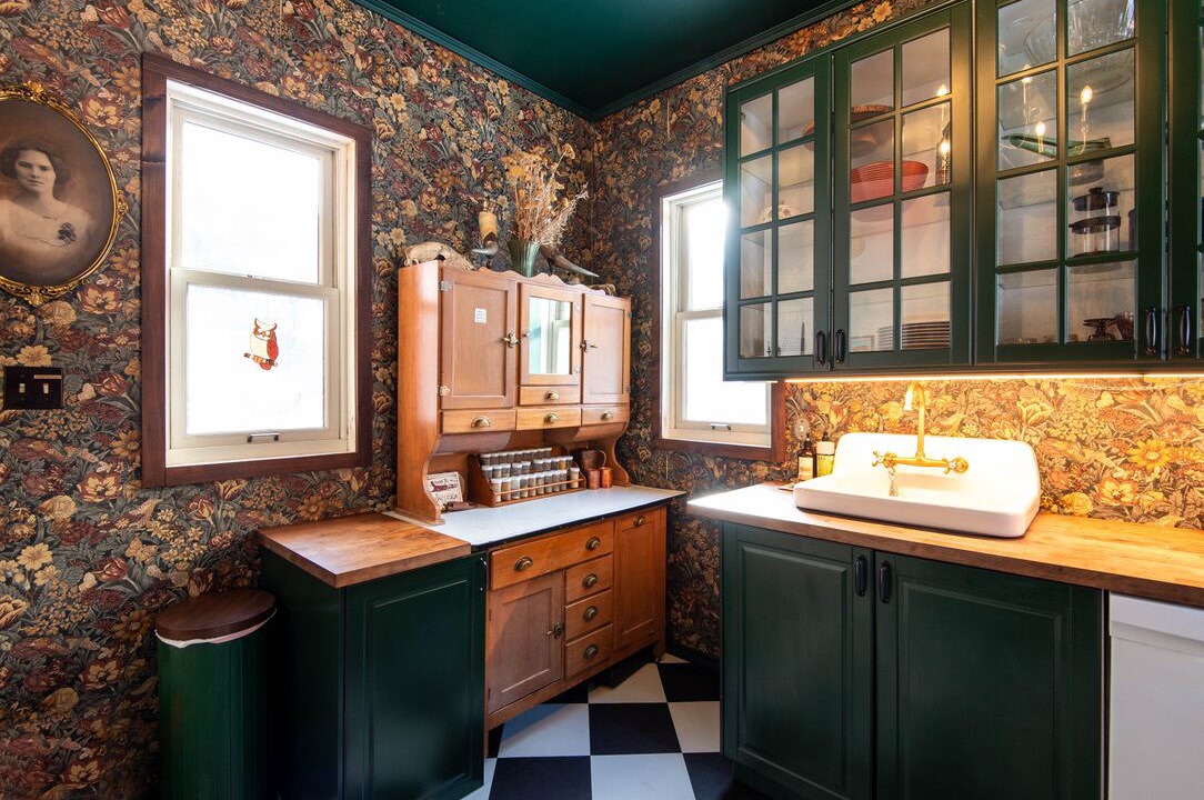 Photo of Bathroom in Thompson-Nicola Regional District
