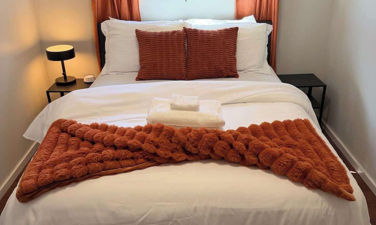 Photo of Bedroom in Radisson Heights - Albert Park