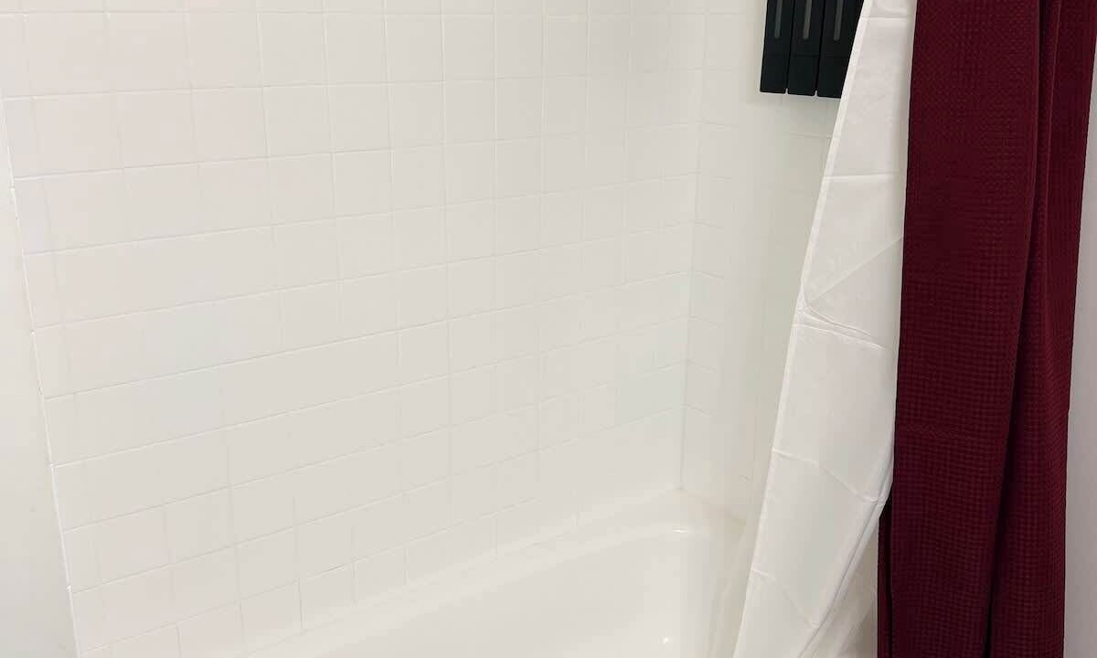 Photo of Bathroom in Radisson Heights - Albert Park