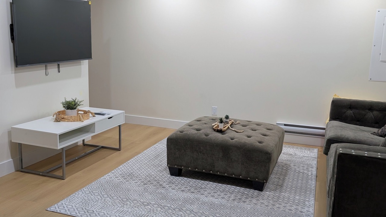 Photo of Livingroom in Surrey