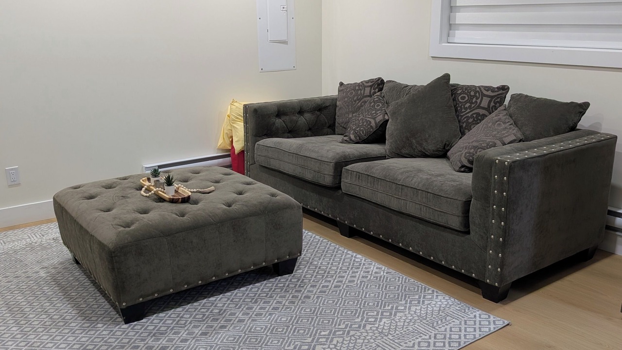 Photo of Livingroom in Surrey