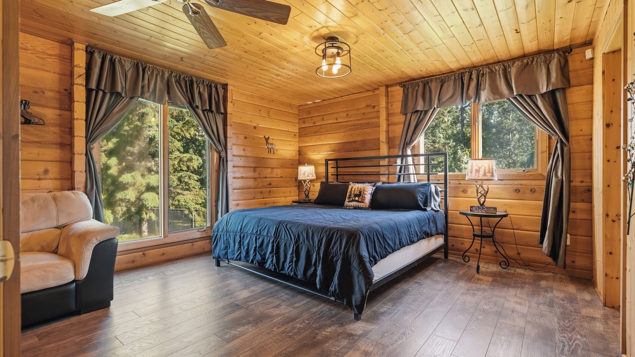 Photo of Bedroom in Central Alberta