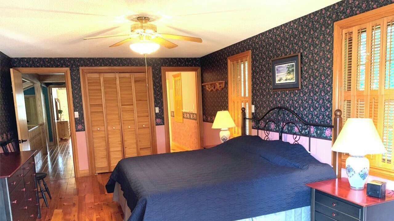Photo of Bedroom in Long Point