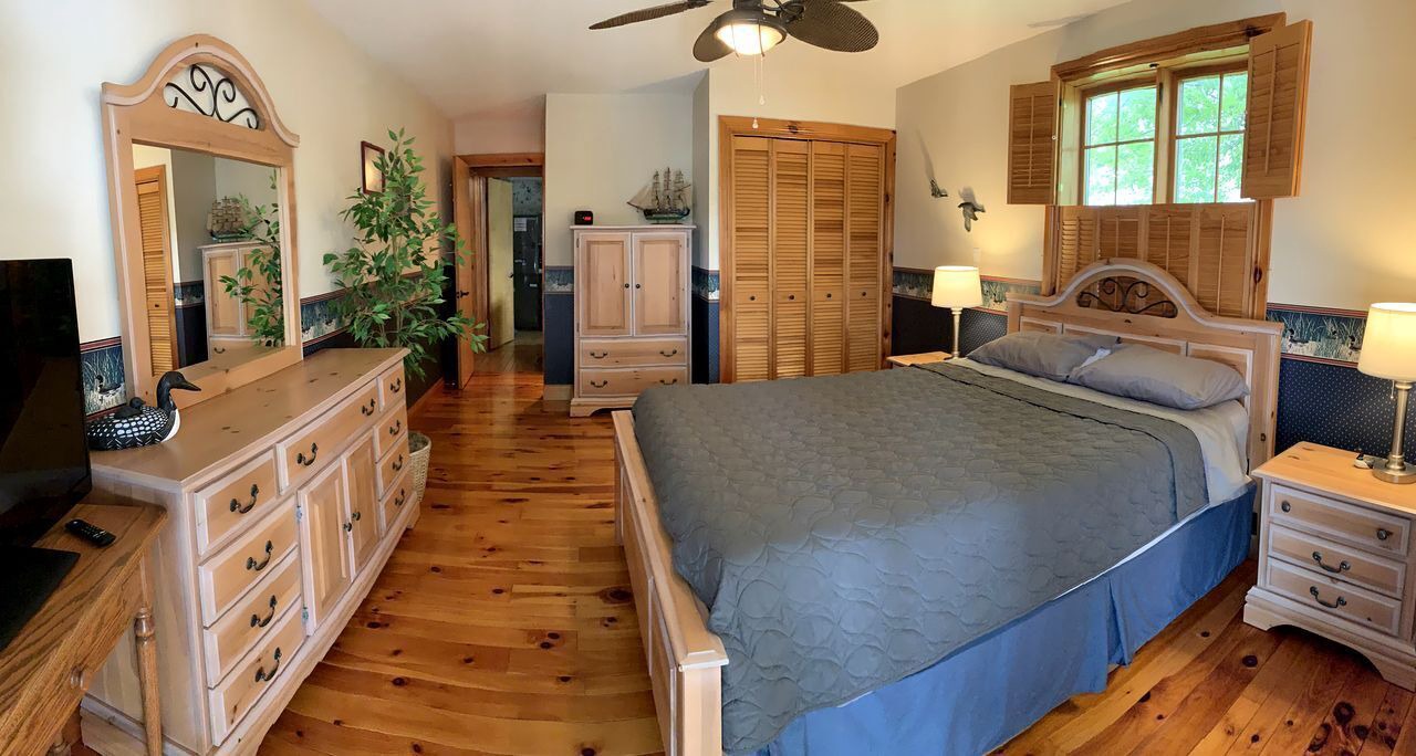 Photo of Bedroom in Long Point
