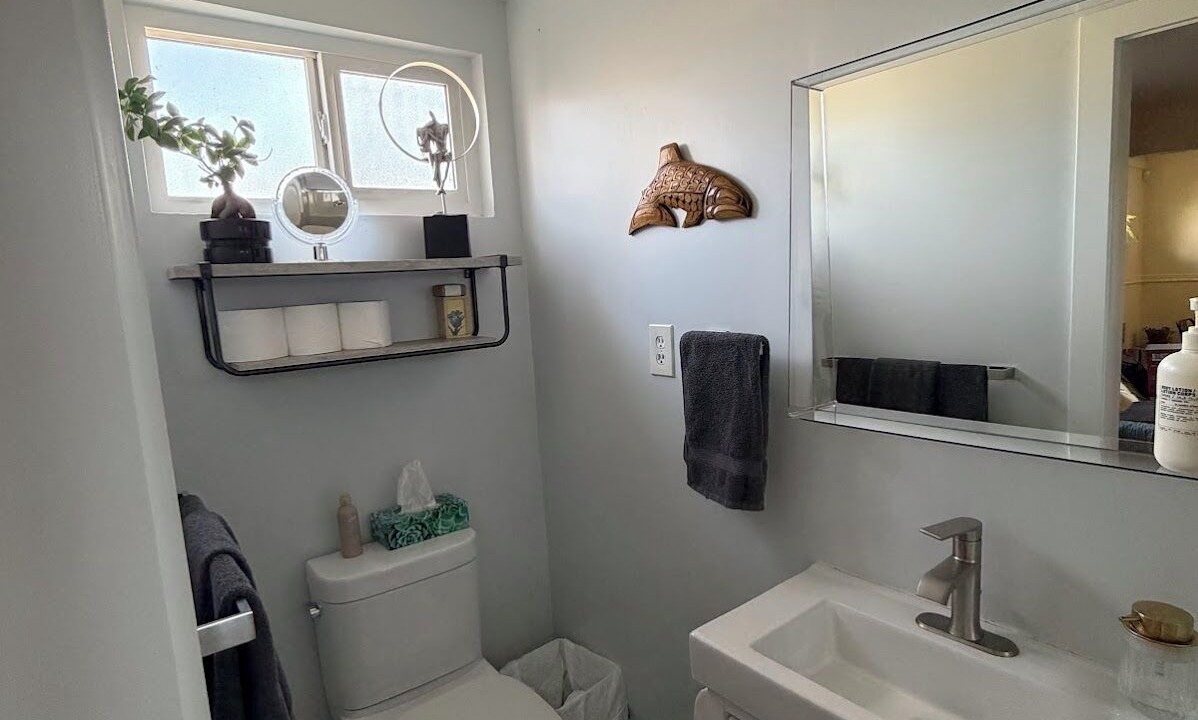 Photo of Bathroom in Knight