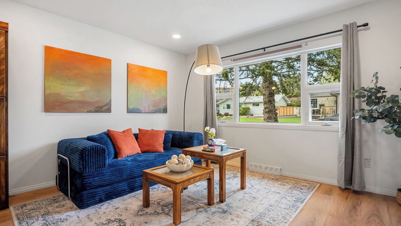 Photo of Livingroom in Haysboro