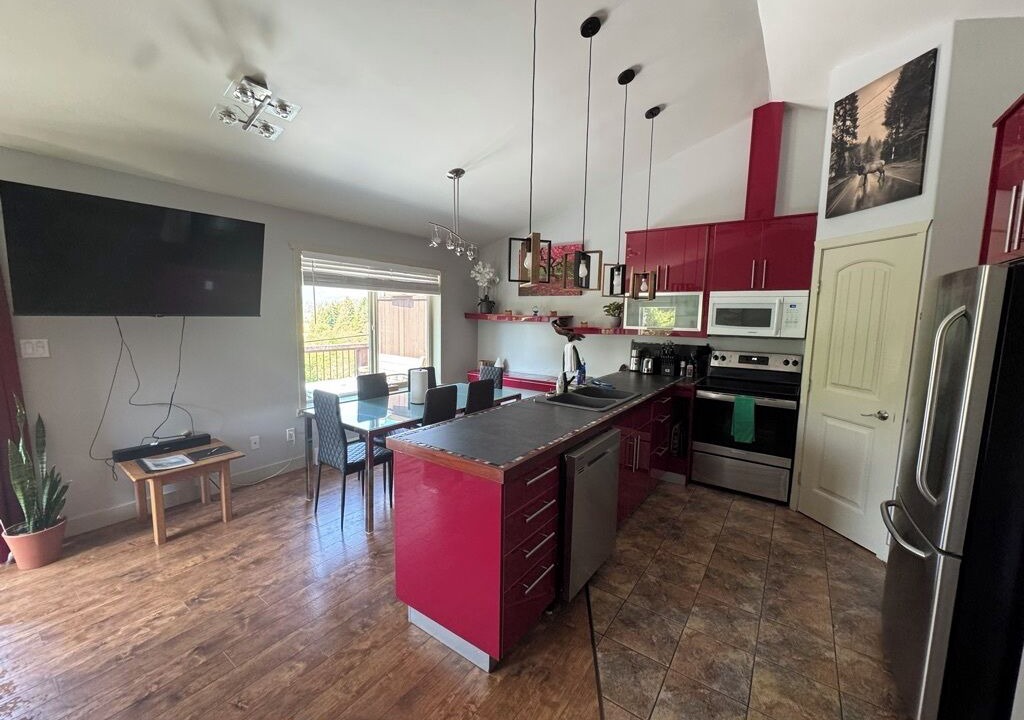 Photo of Kitchen in Port Renfrew