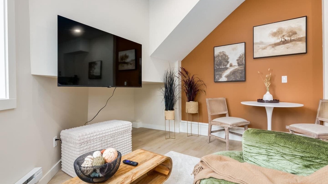 Photo of Livingroom in Southwest Calgary
