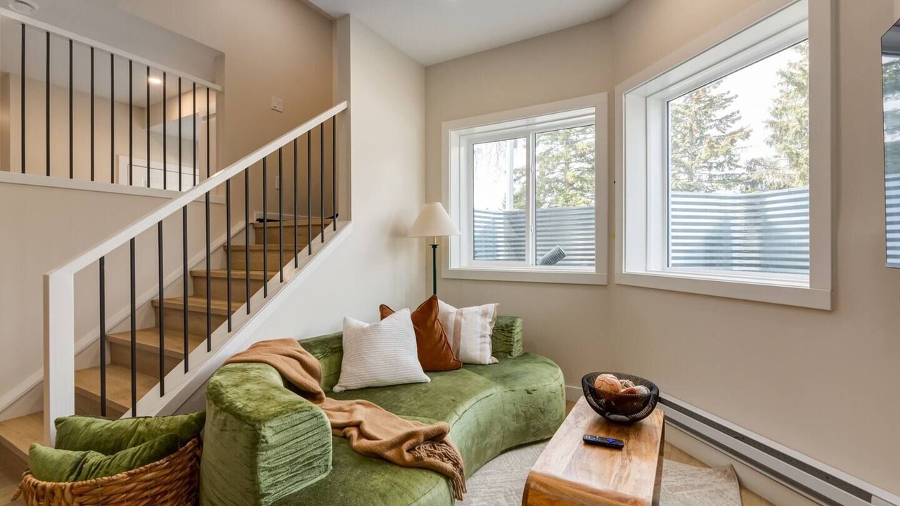 Photo of Livingroom in Southwest Calgary