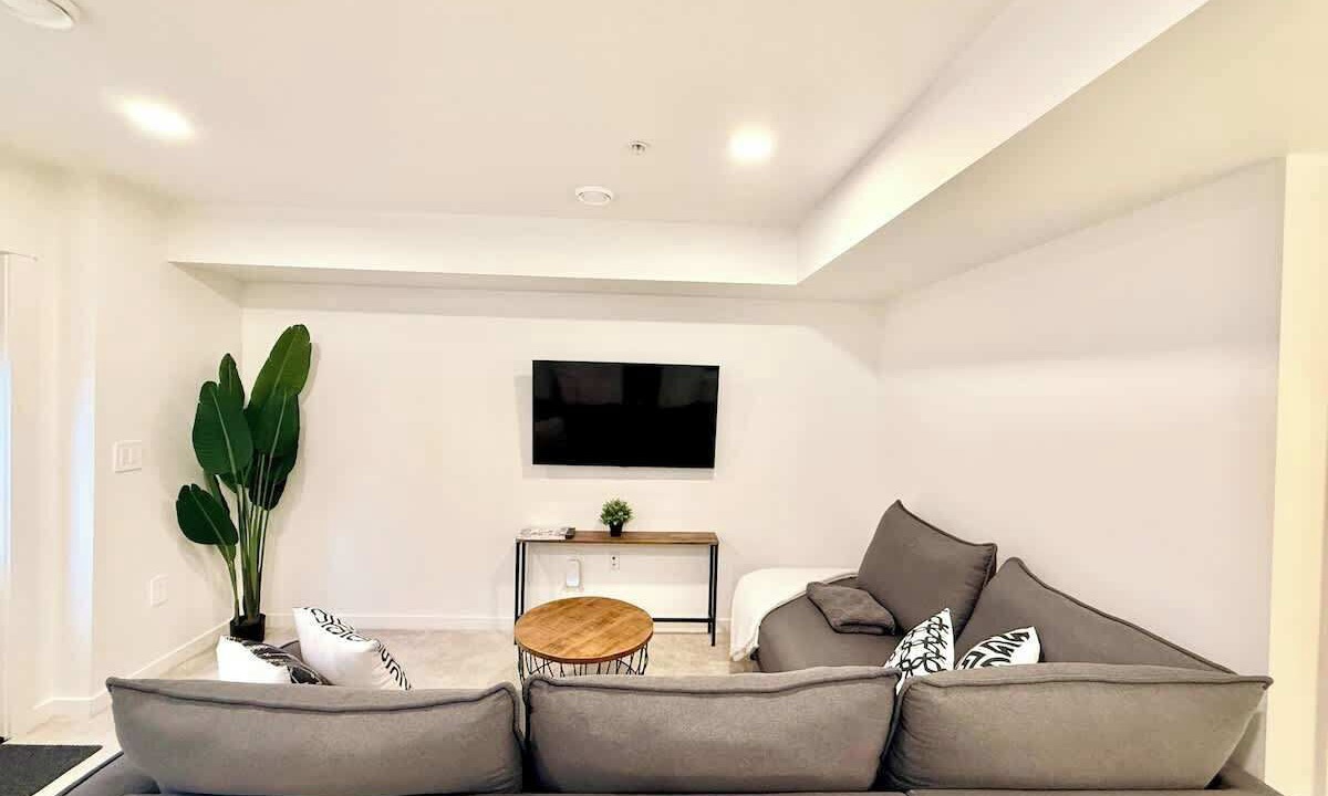 Photo of Livingroom in Willoughby