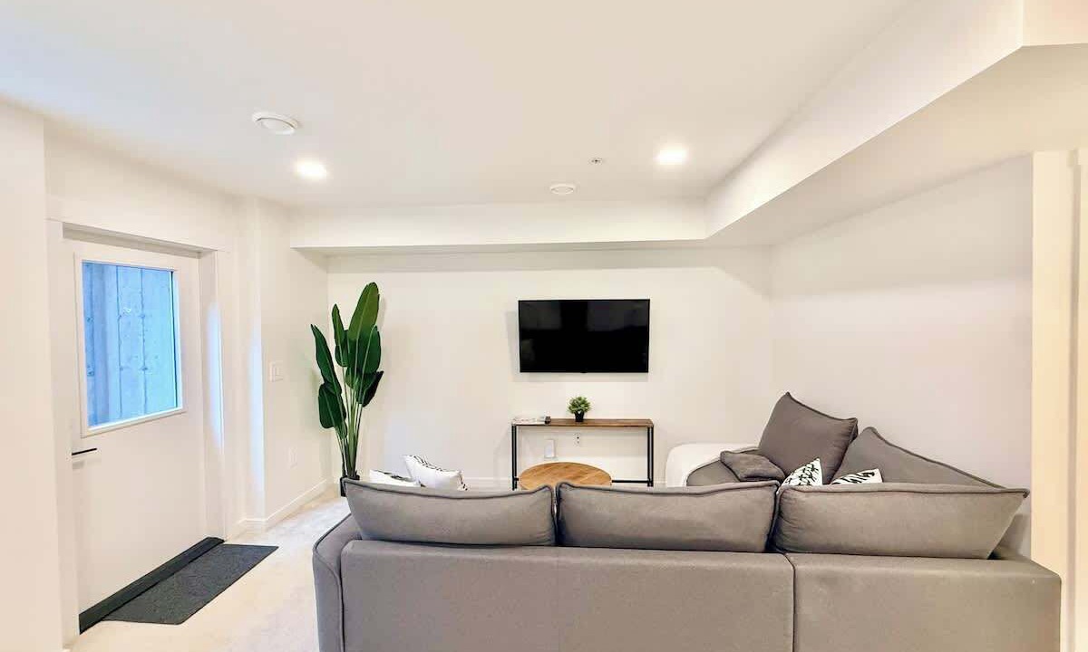 Photo of Livingroom in Willoughby