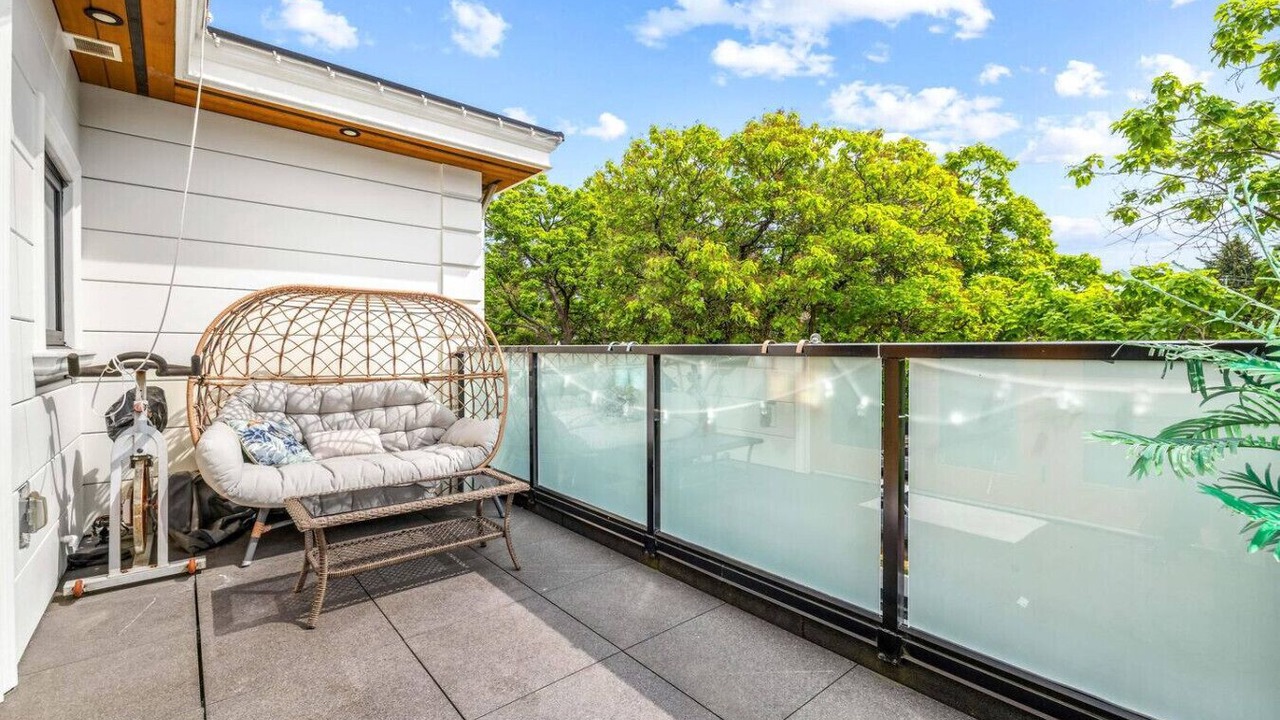 Photo of Patio Balcony in Kitsilano