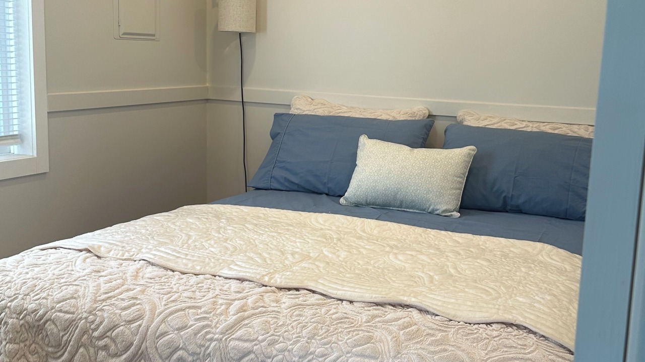 Photo of Bedroom in Gravenhurst