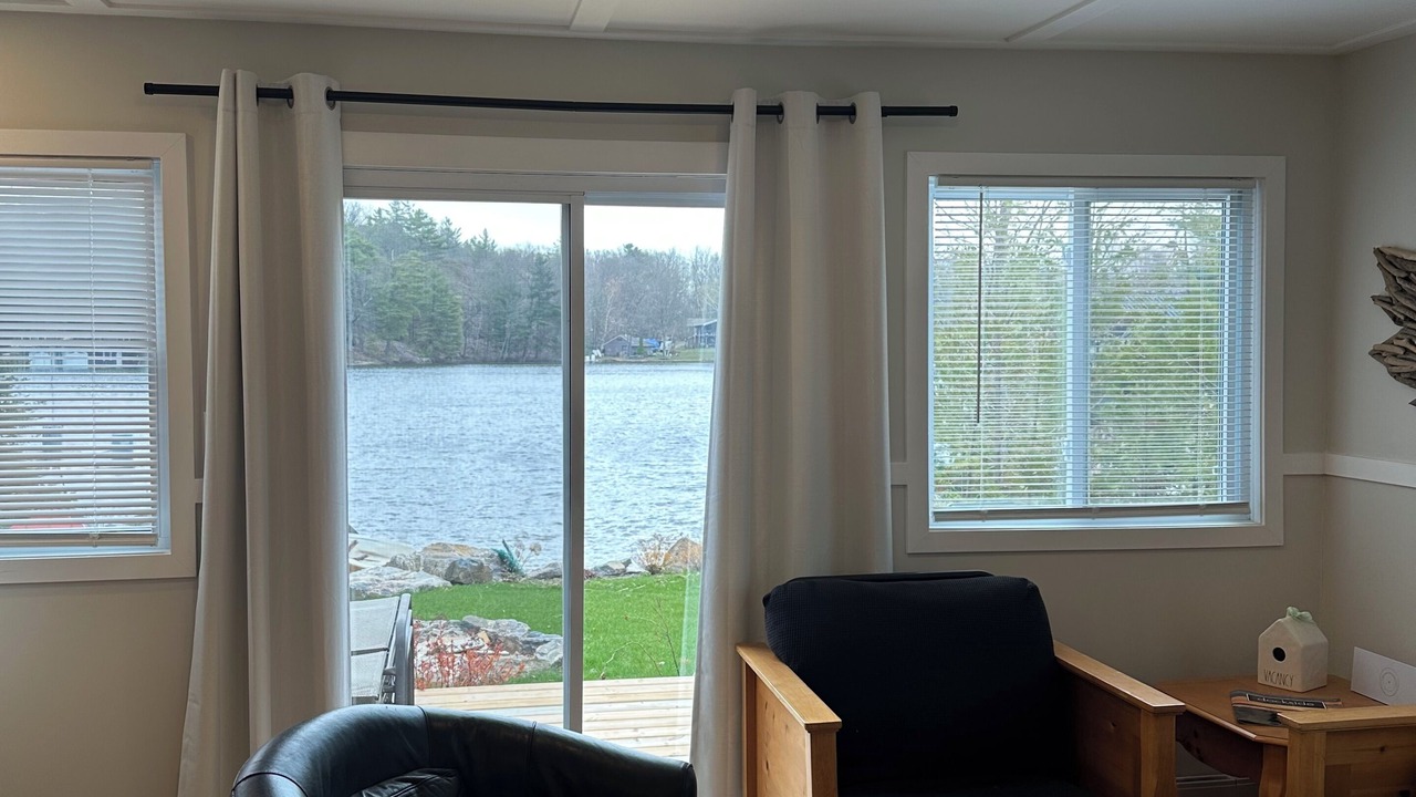 Photo of Livingroom in Gravenhurst