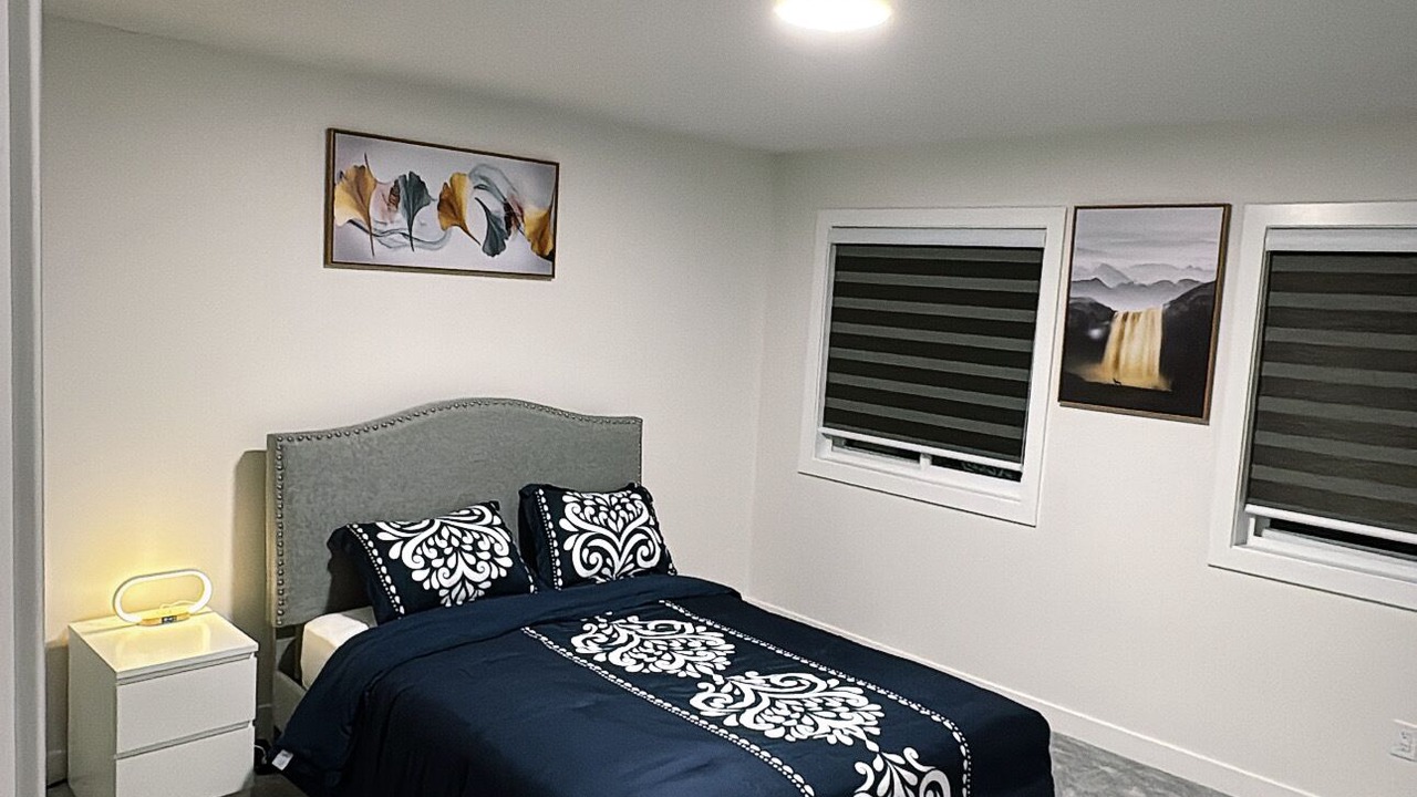 Photo of Bedroom in Division No. 11