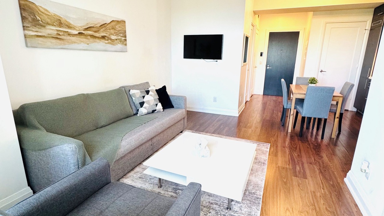 Photo of Livingroom in Willowdale
