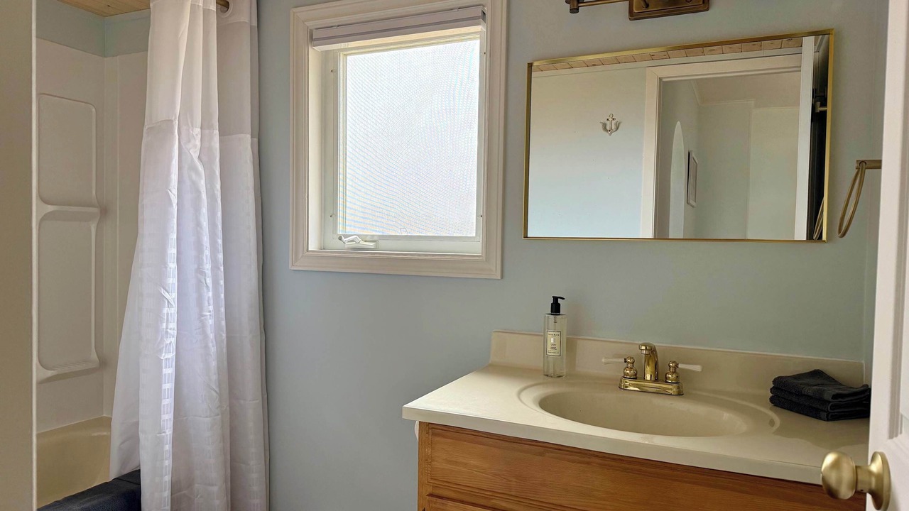 Photo of Bathroom in Twillingate