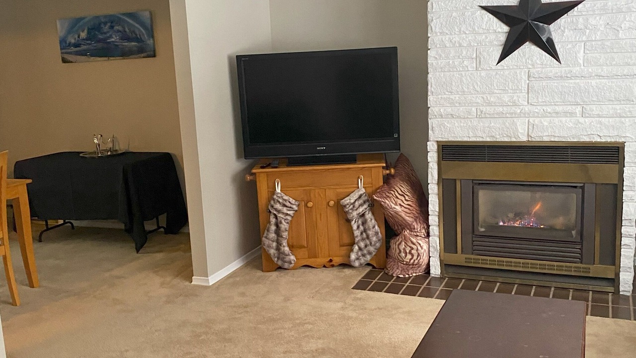 Photo of Livingroom in Grand Bend