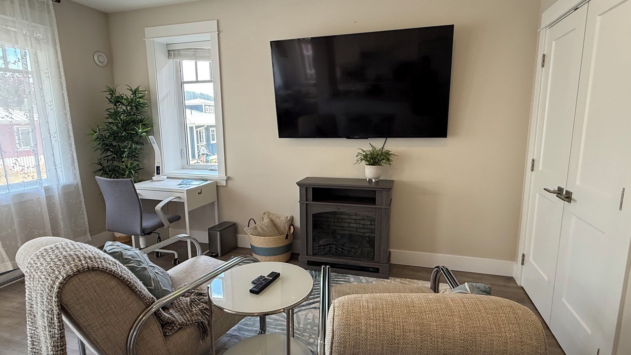 Photo of Livingroom in Sooke