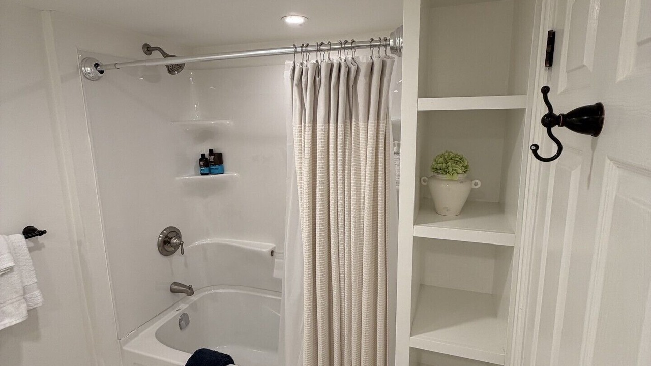 Photo of Bathroom in The Blue Mountains