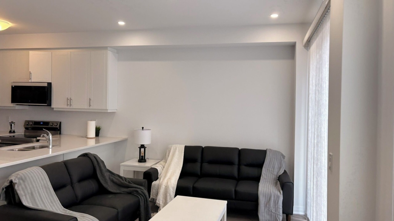 Photo of Livingroom in Perth East