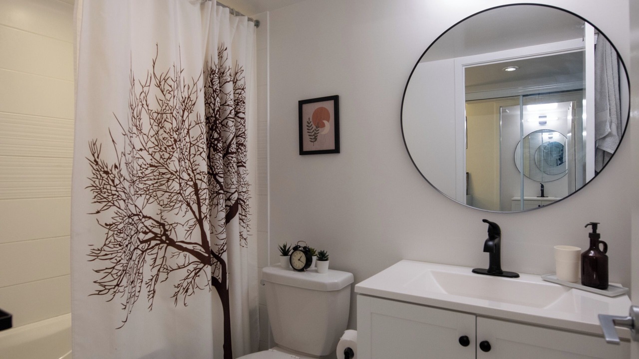 Photo of Bathroom in Wellington Place