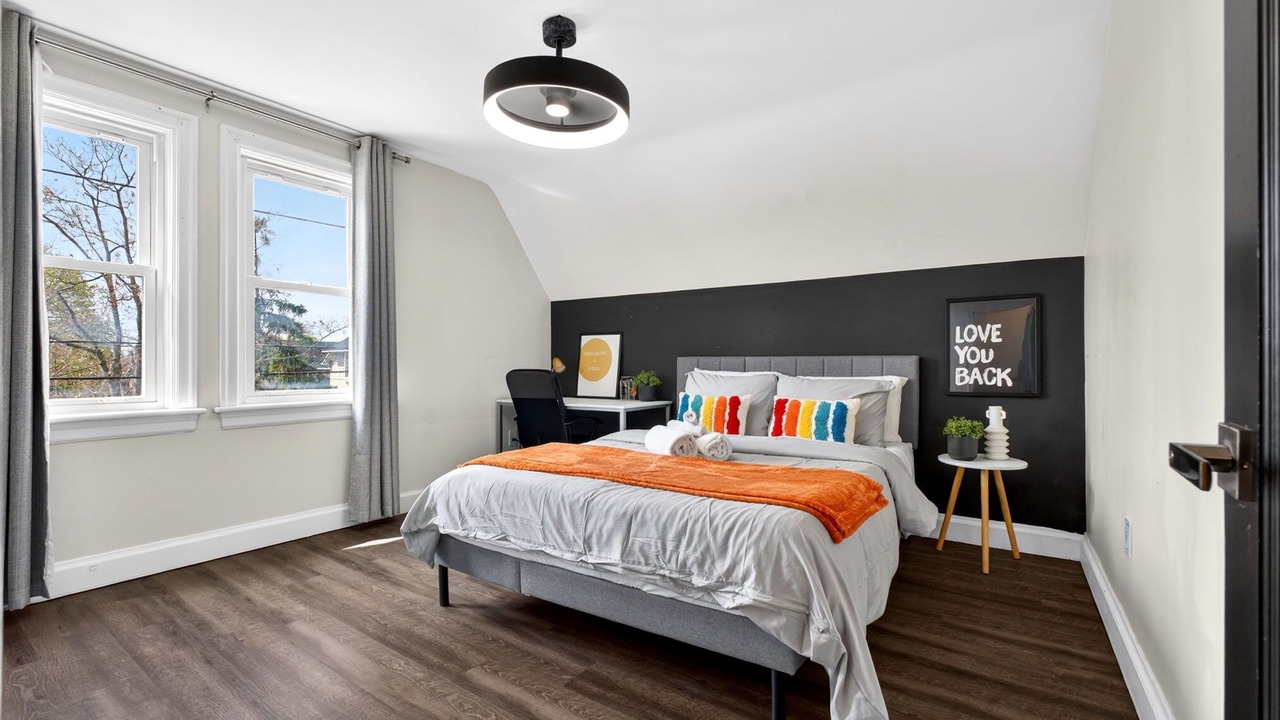 Photo of Bedroom in Sunnyside