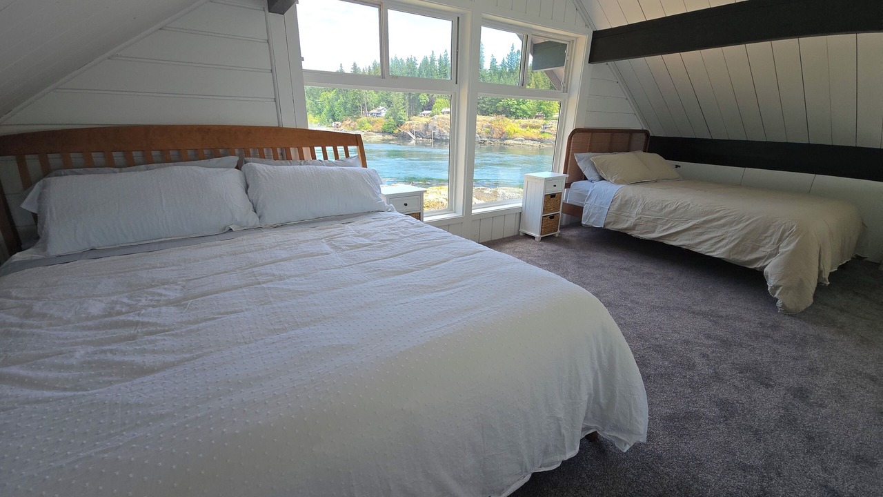 Photo of Bedroom in Discovery Islands