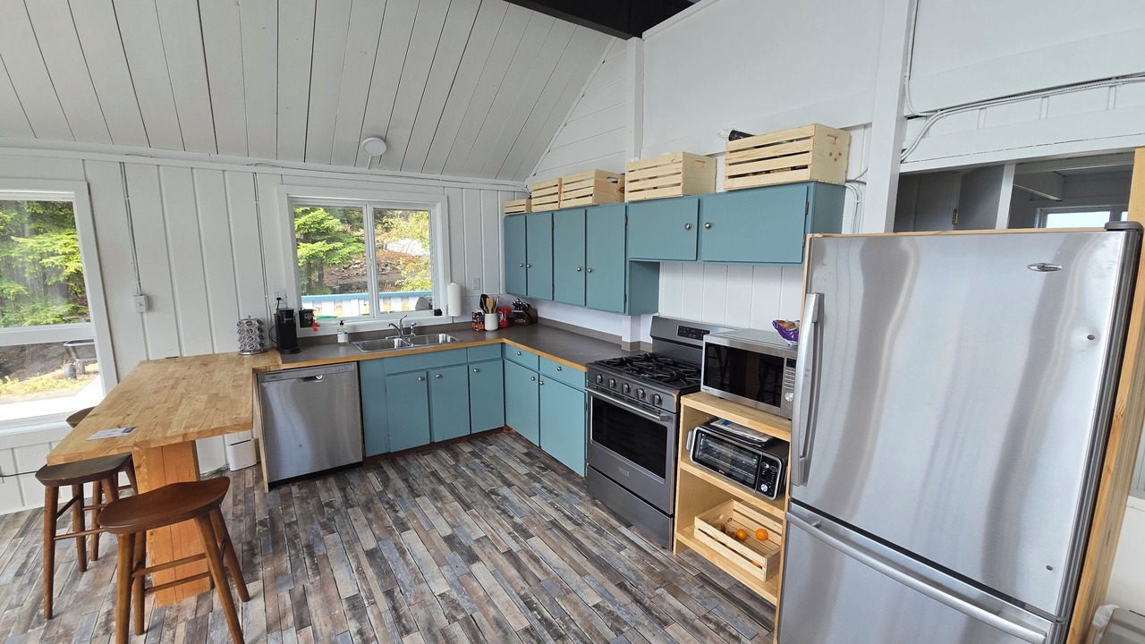 Photo of Kitchen in Discovery Islands