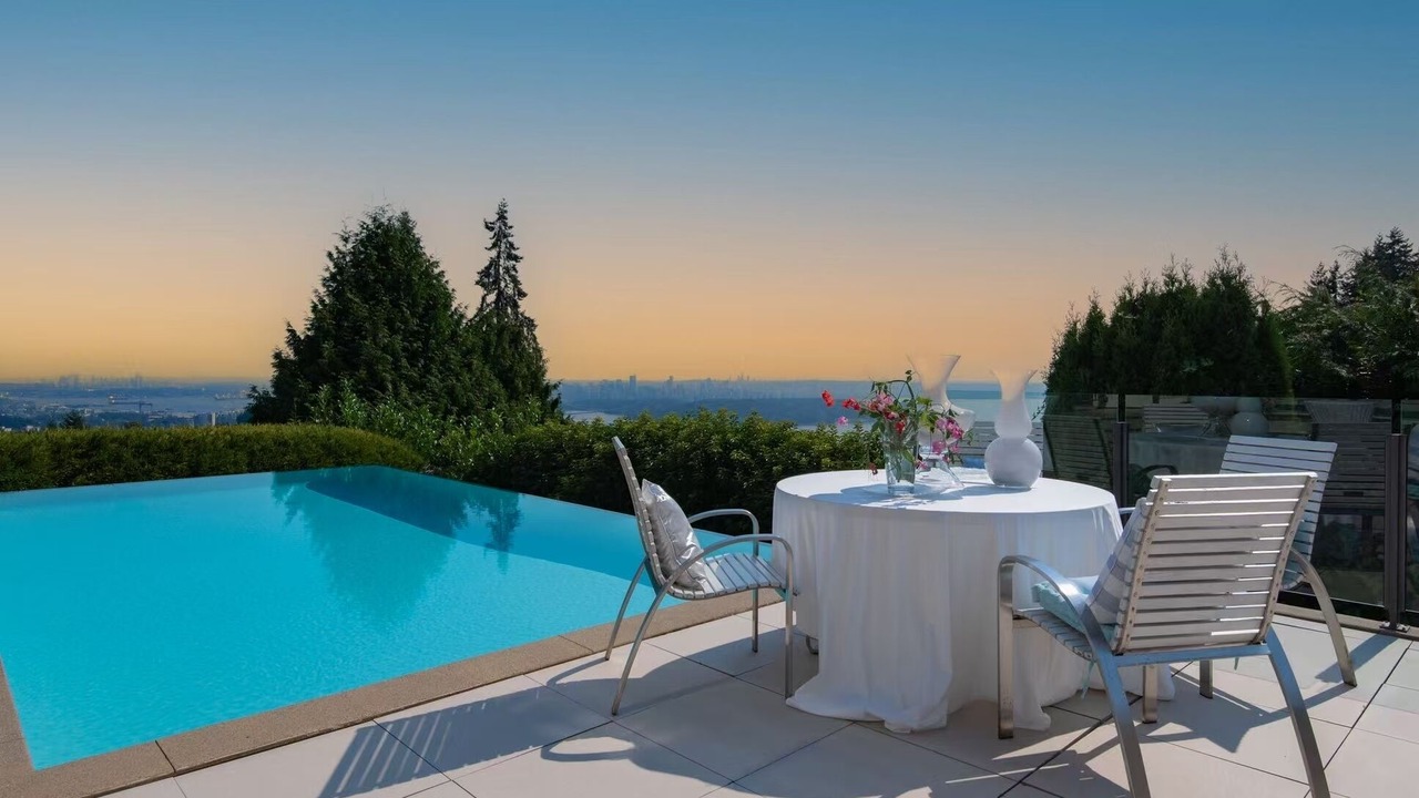 Photo of Outdoor in West Vancouver