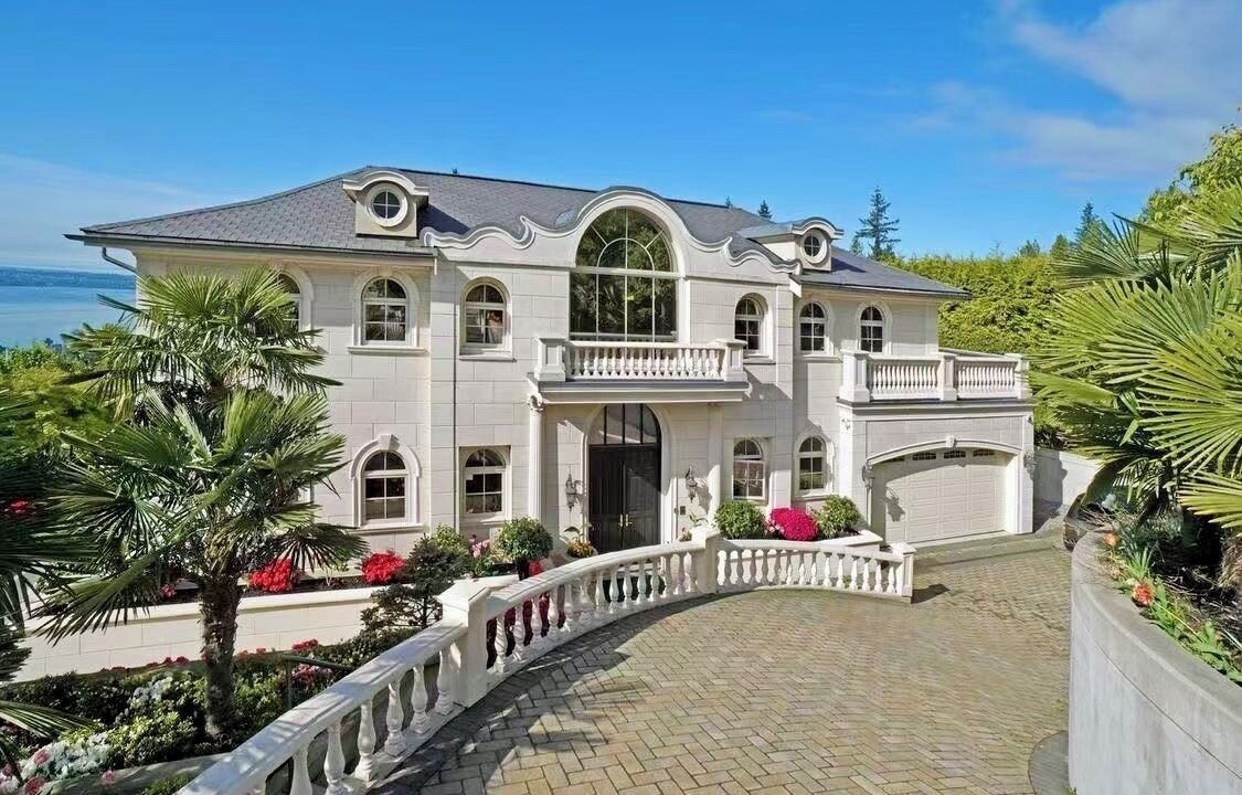 Photo of Outdoor in West Vancouver