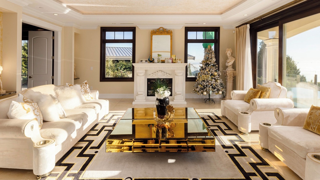 Photo of Livingroom in West Vancouver