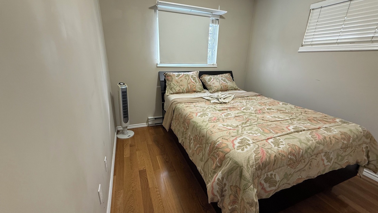 Photo of Bedroom in Lower Sumas Mountain