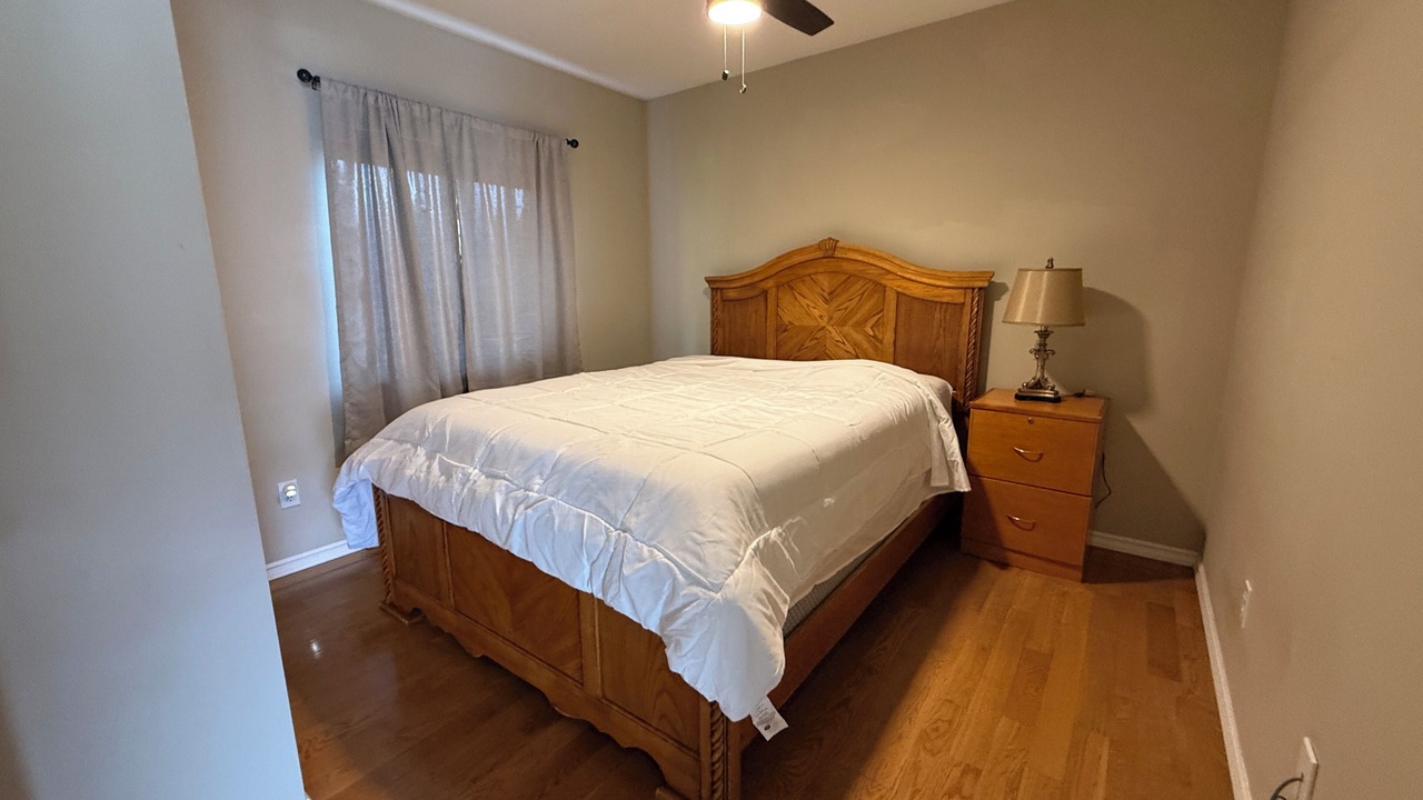 Photo of Bedroom in Lower Sumas Mountain