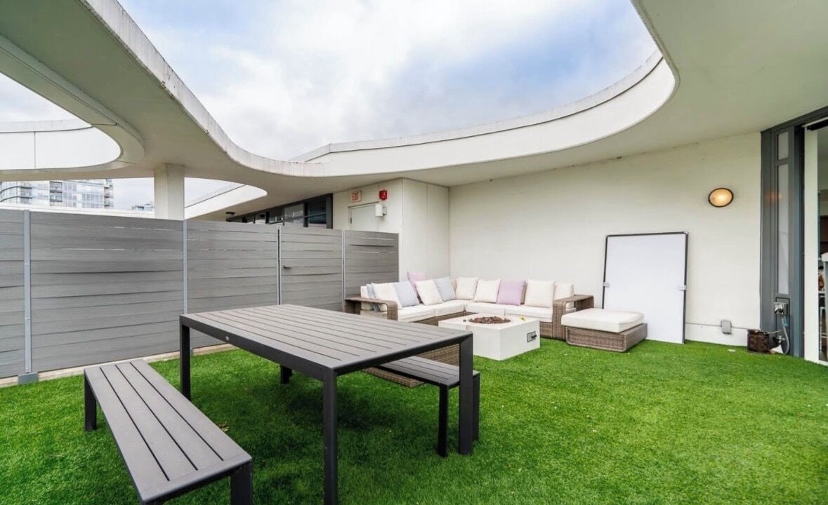 Photo of Patio Balcony in Crosstown