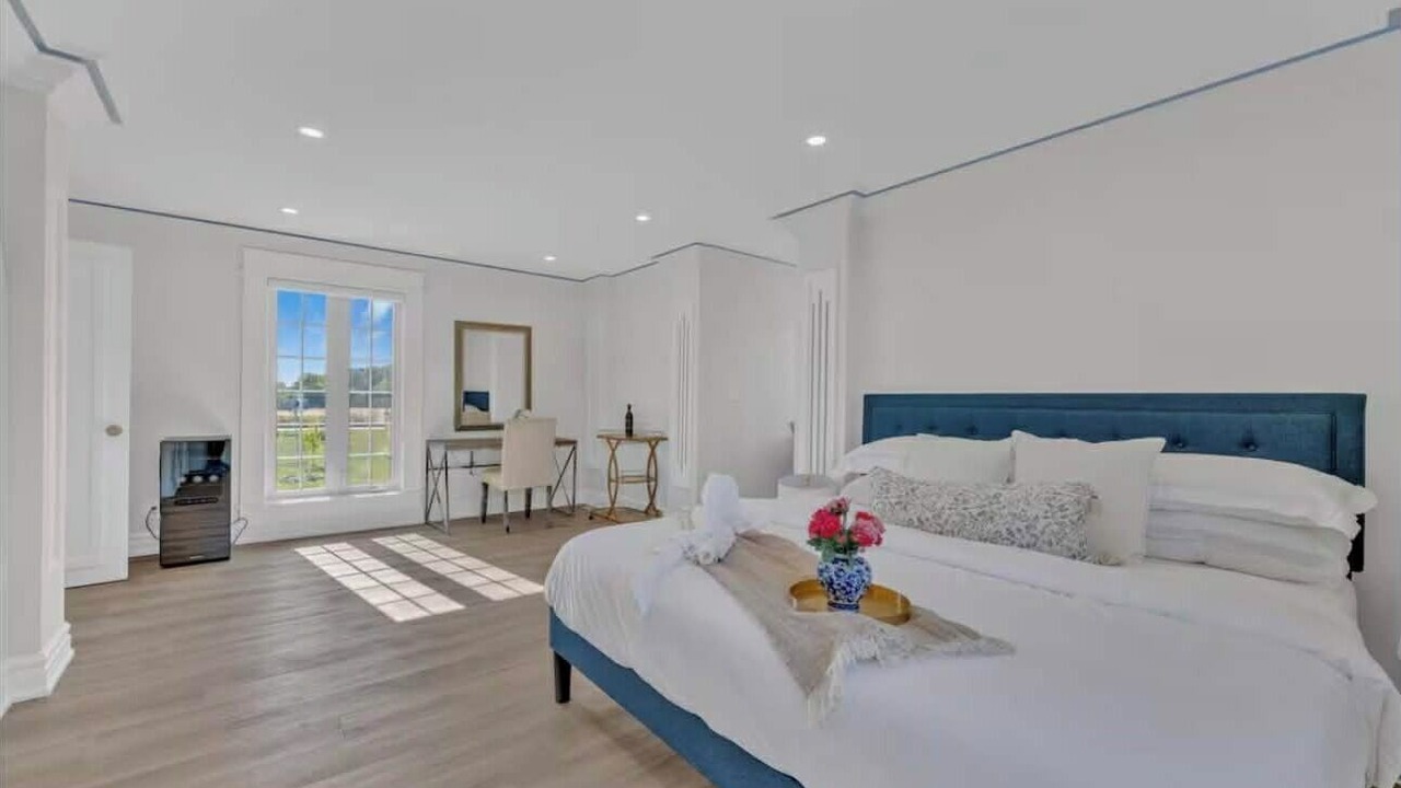 Photo of Bedroom in Town of Essex