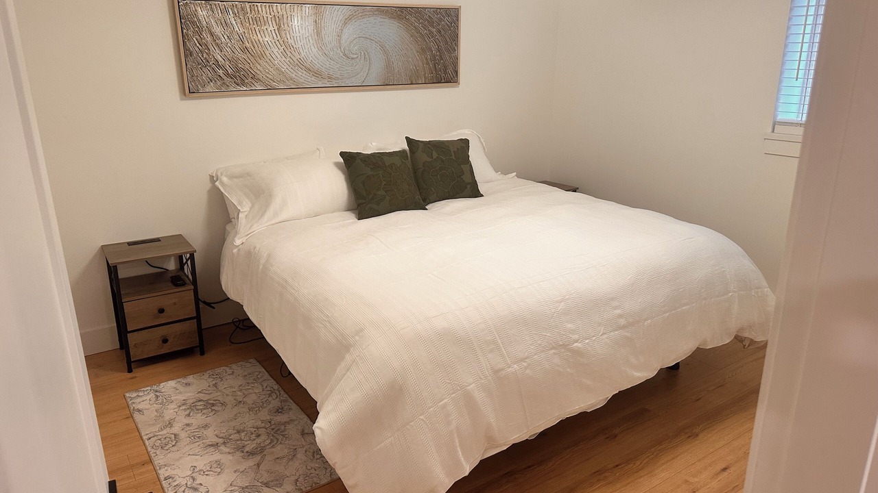Photo of Bedroom in District of North Vancouver