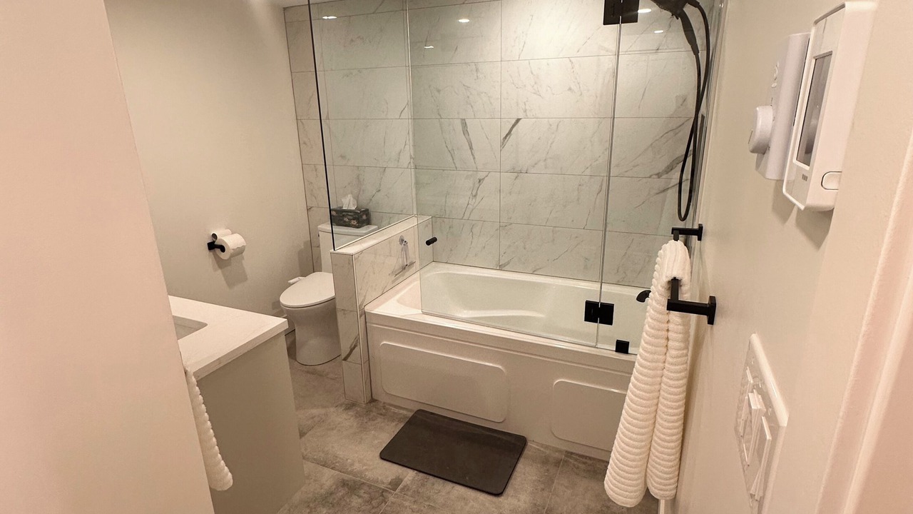 Photo of Bathroom in District of North Vancouver