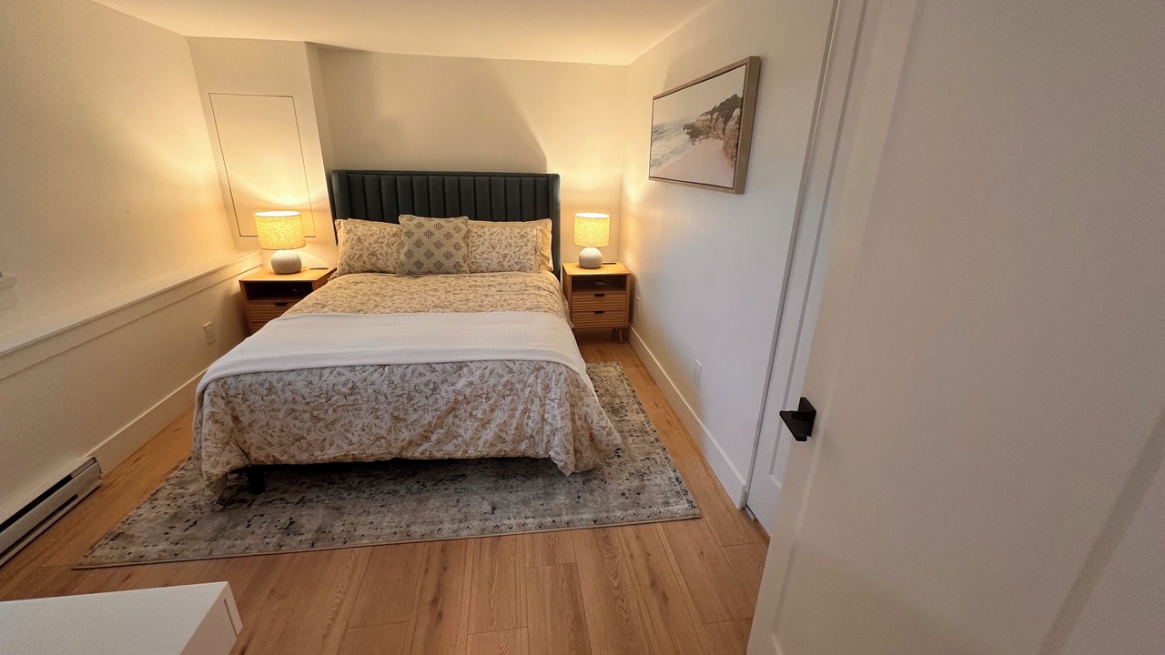 Photo of Bedroom in District of North Vancouver