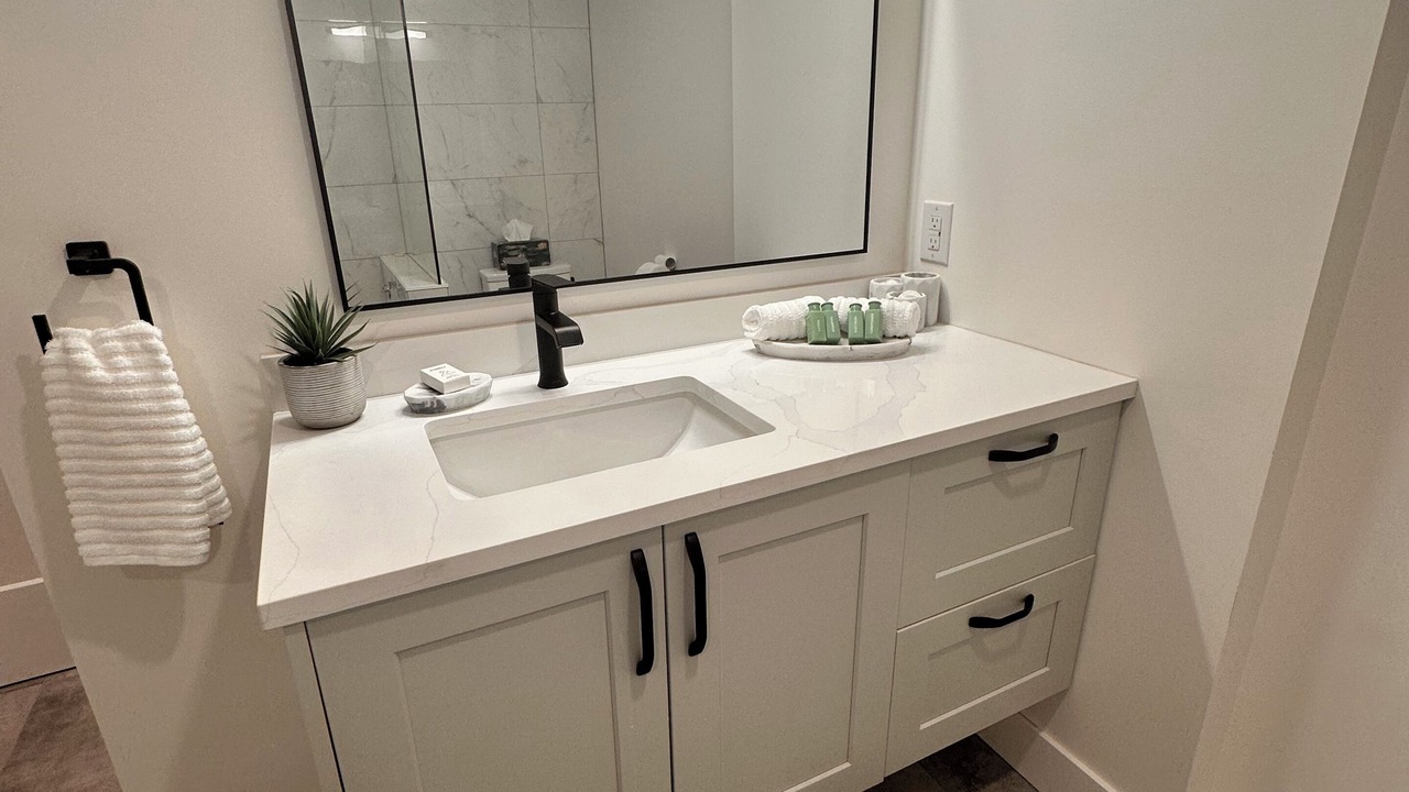 Photo of Bathroom in District of North Vancouver