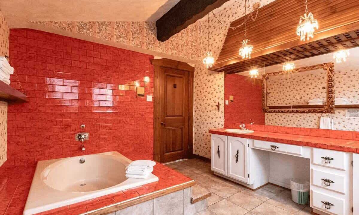 Photo of Bathroom in Sainte-Agathe-des-Monts