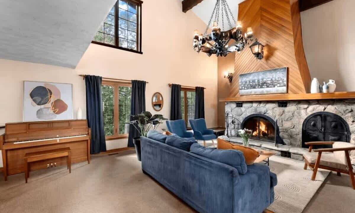 Photo of Livingroom in Sainte-Agathe-des-Monts