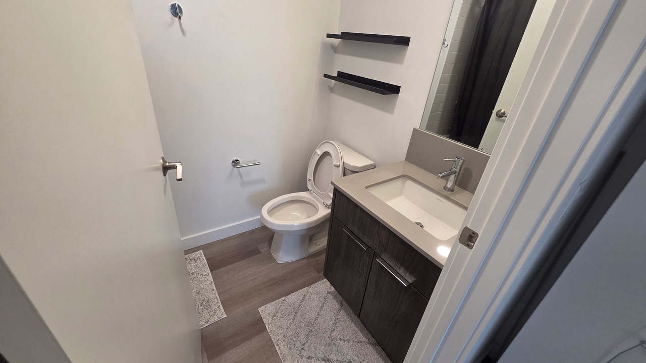 Photo of Bathroom in Crescent Heights