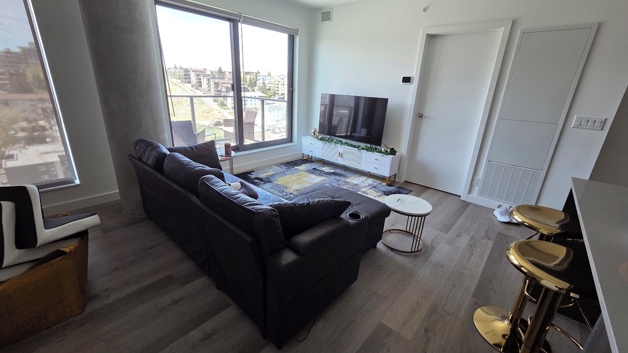 Photo of Livingroom in Crescent Heights