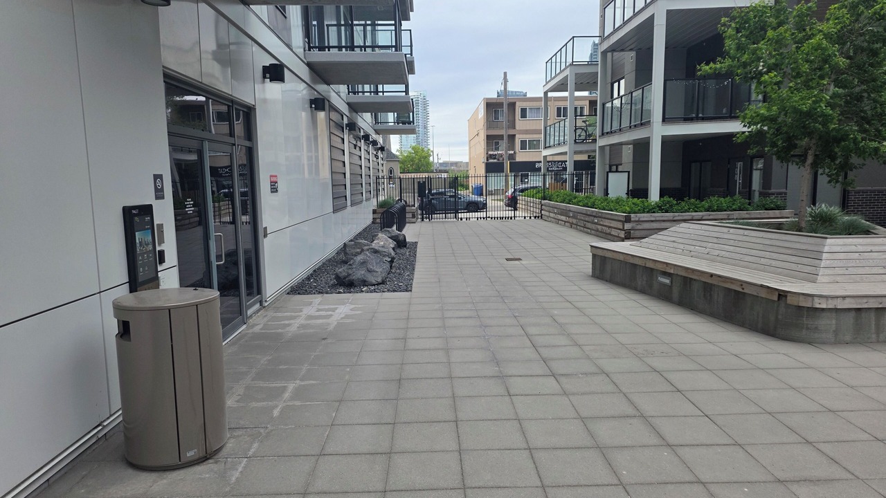 Photo of Outdoor in Crescent Heights